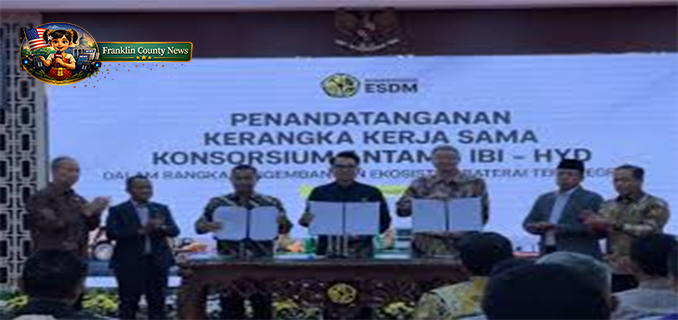 Bahlil Minta Investor Lakukan Transfer Teknologi untuk Industri Baterai EV Nasional